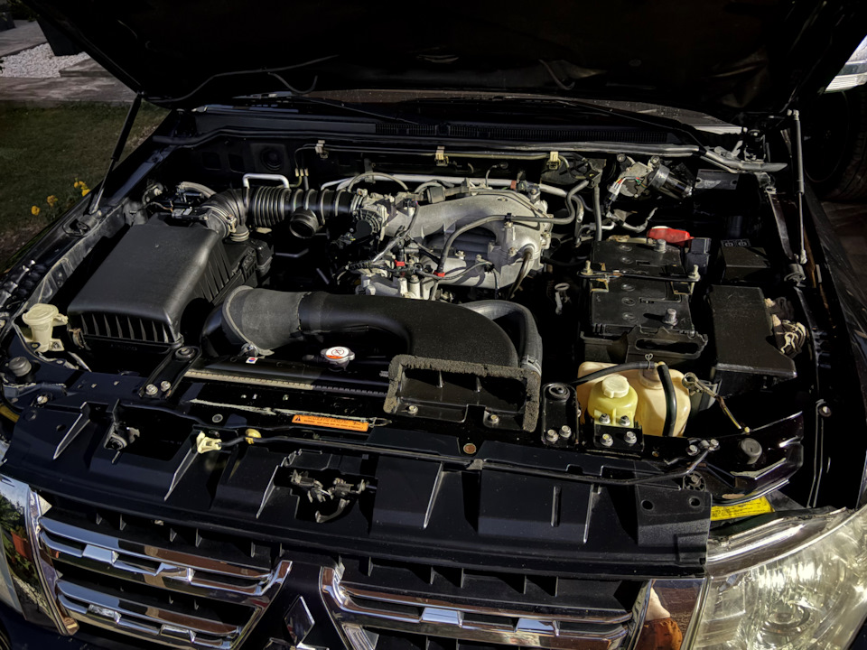Фото в бортжурнале Mitsubishi Pajero (4G)