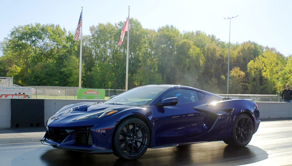 Chevrolet Corvette ZR1X официально стал самым быстрым серийным