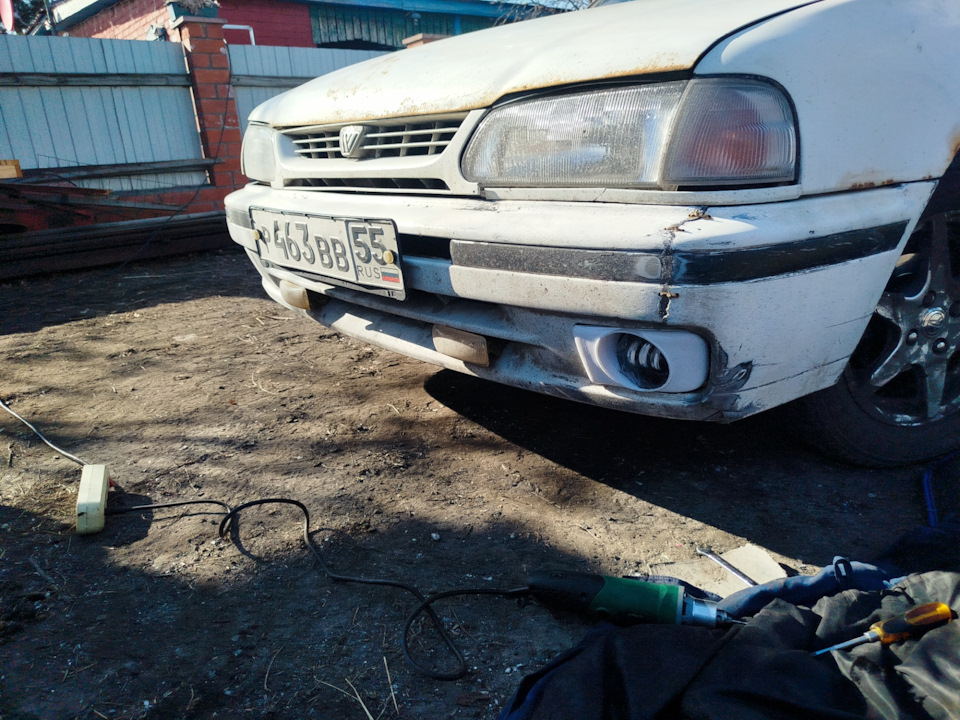 Фото в бортжурнале Nissan Wingroad (Y10)