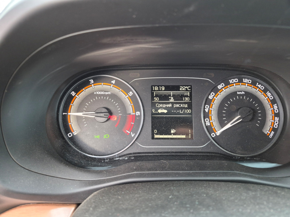 Фото в бортжурнале Lada Iskra SW Cross. Запчасти на фото: DI111
