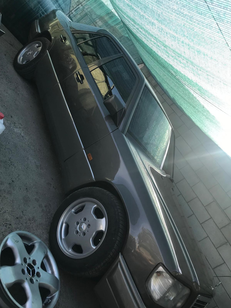 Фото в бортжурнале Mercedes-Benz E-Class (W124)