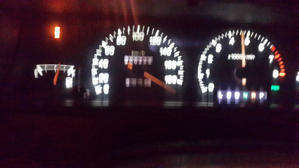 Фото в бортжурнале Toyota Crown Wagon (S130)