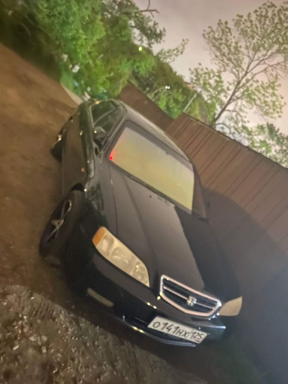 Фото на штатных стойках и пружинах (без проставок и т. д.) — Honda Inspire (UA4/UA5)