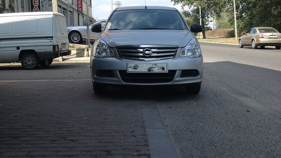Nissan Almera