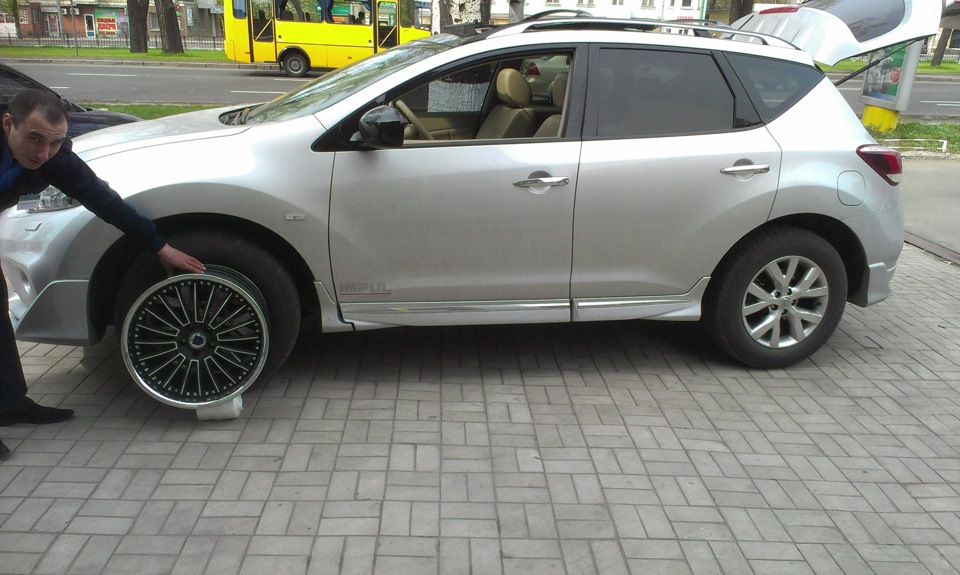 Фото в бортжурнале Nissan Murano II
