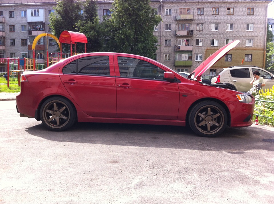 стало — Mitsubishi Lancer X