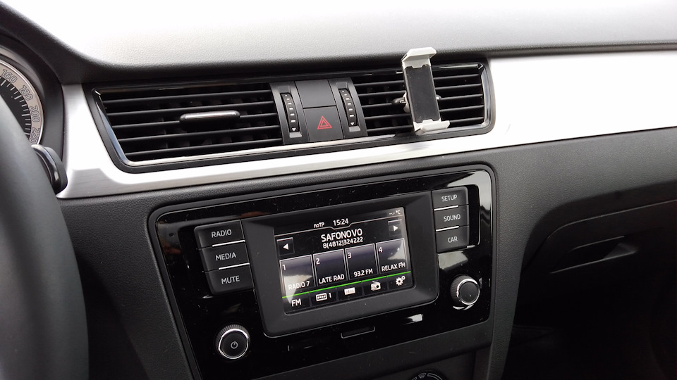 Держатель для телефона с Али экспресс — Skoda Rapid (1G)