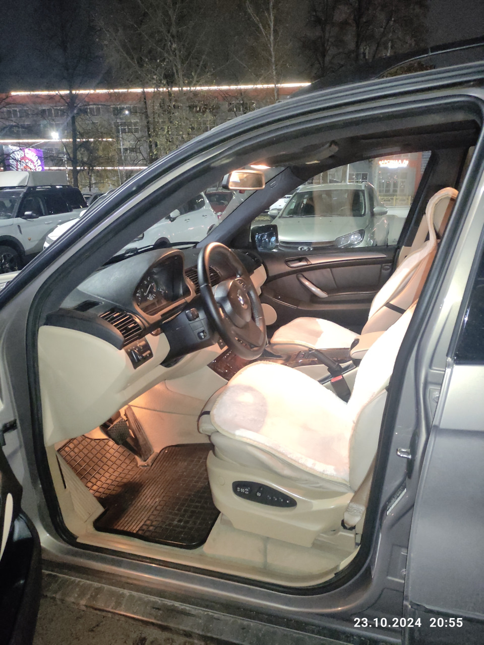 После монтажа уплотнителя. Вид общий — BMW X5 (E53)