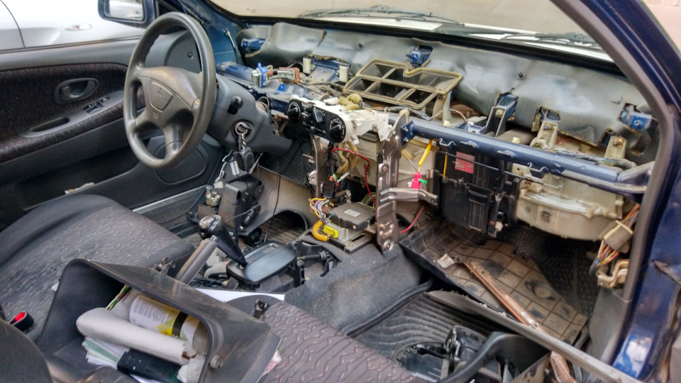 Разобрали — Mitsubishi Colt V