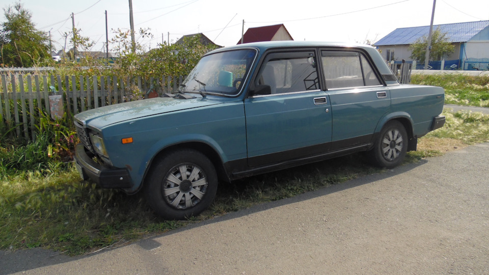 Lada 2107 цвет петергофф