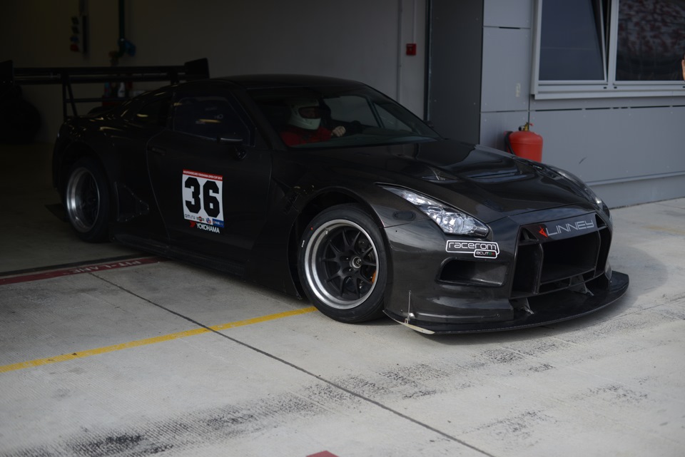 Фото в бортжурнале Nissan GT-R (R35)