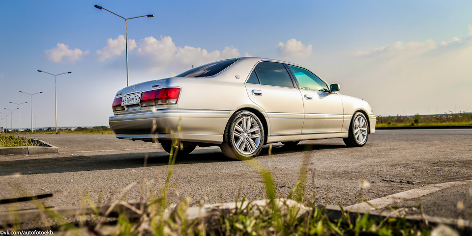 Фото в бортжурнале Toyota Crown (S170)