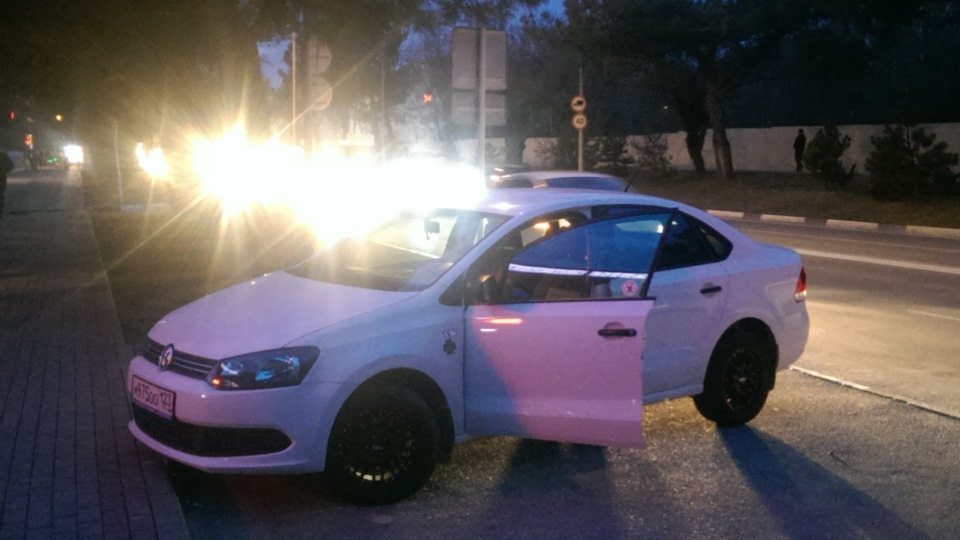 Volkswagen Polo Sedan