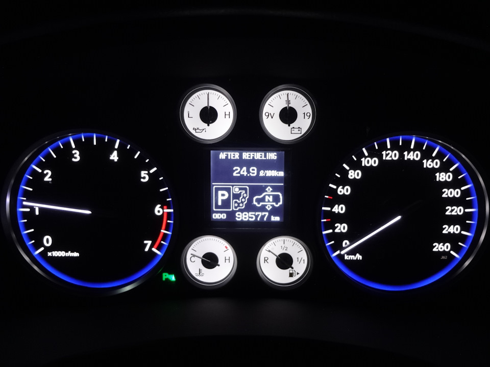 Фото в бортжурнале Lexus LX (URJ200/URJ201)