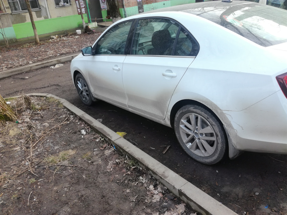 Фото в бортжурнале Skoda Rapid (1G)