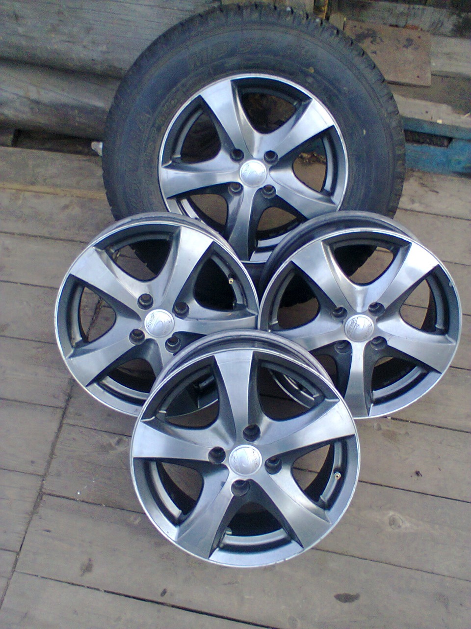 Фото в бортжурнале Toyota Carib (25)