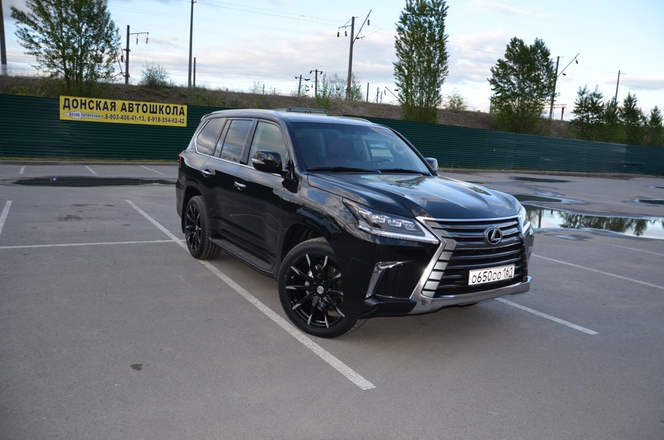 Фото в бортжурнале Lexus LX (URJ200/URJ201). Запчасти на фото: DB388