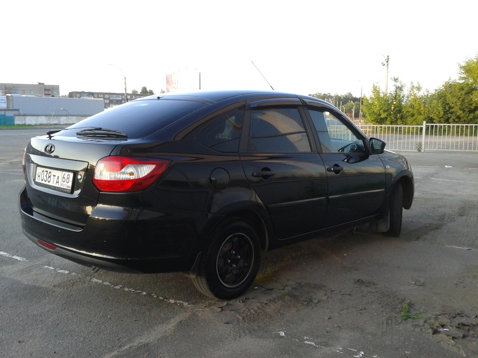 Фото в бортжурнале Lada Гранта Лифтбек (1G)