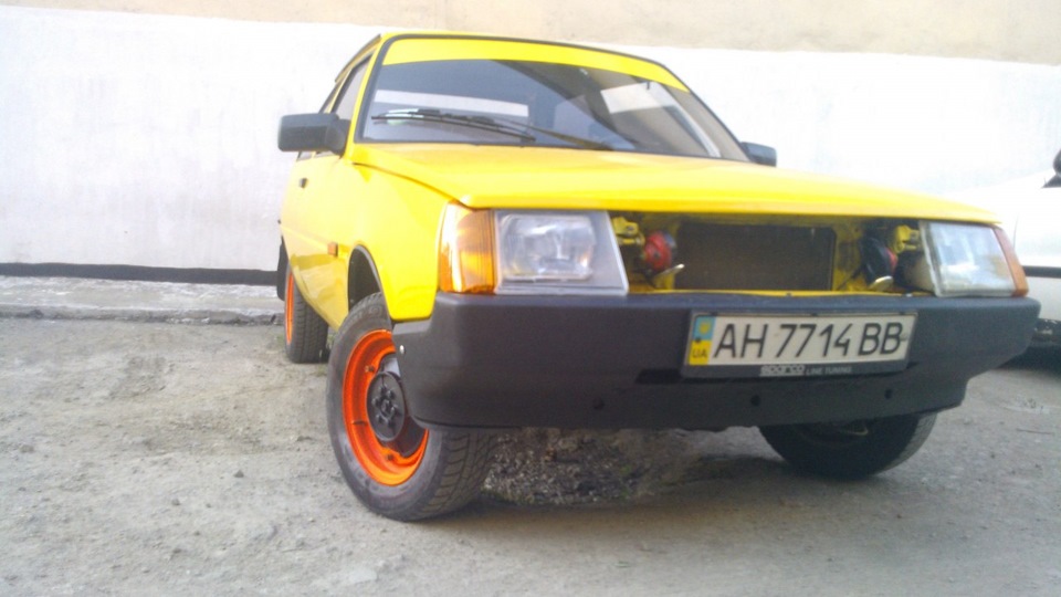 ЗАЗ 1102 жёлтая 1.1