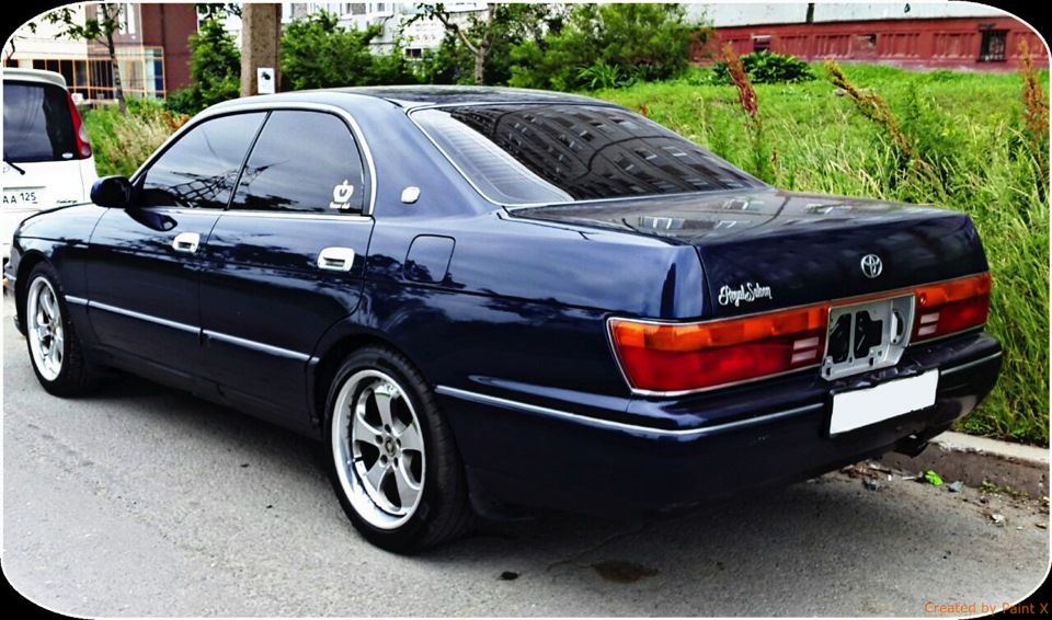 Друг сфотографировал возле дома) — Toyota Crown (S140)