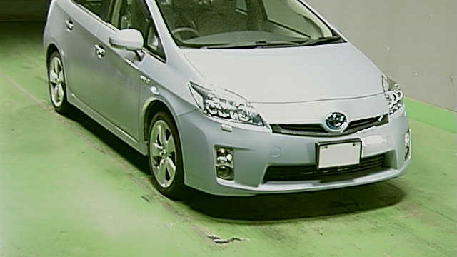 Toyota Prius Небесный перламутр
