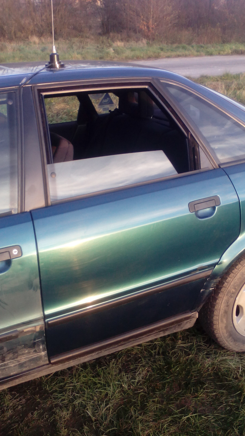 Фото в бортжурнале Audi 80 (B4)