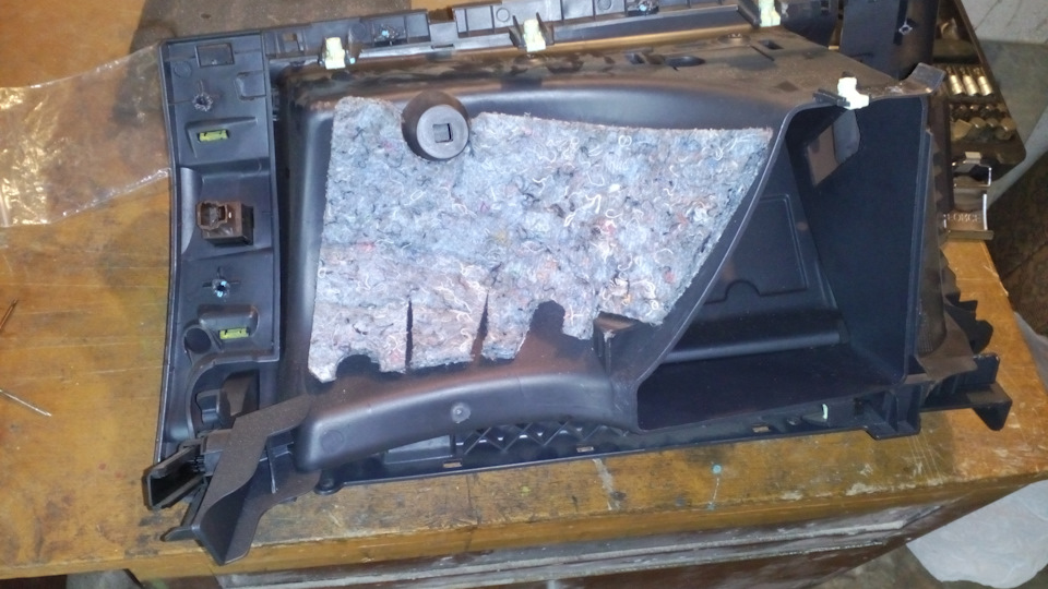 Фото в бортжурнале Peugeot 5008 (1G)