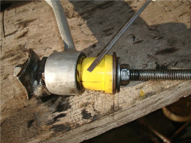 14 — GAZ 3110