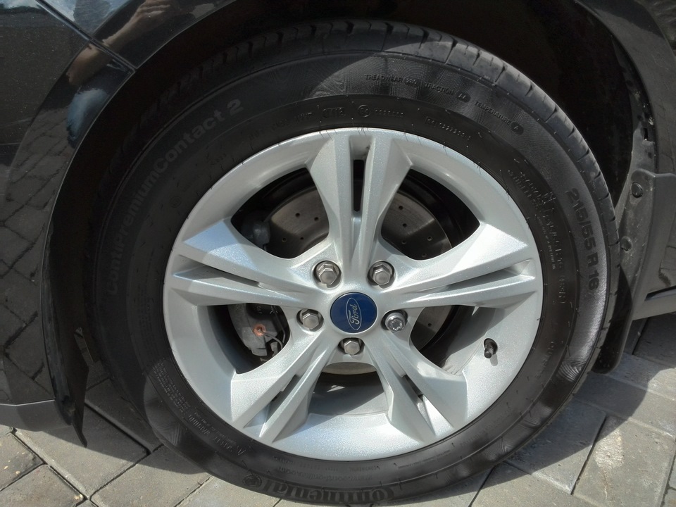 Колесо 'переливается' на солнце… — Ford Focus Hatchback III