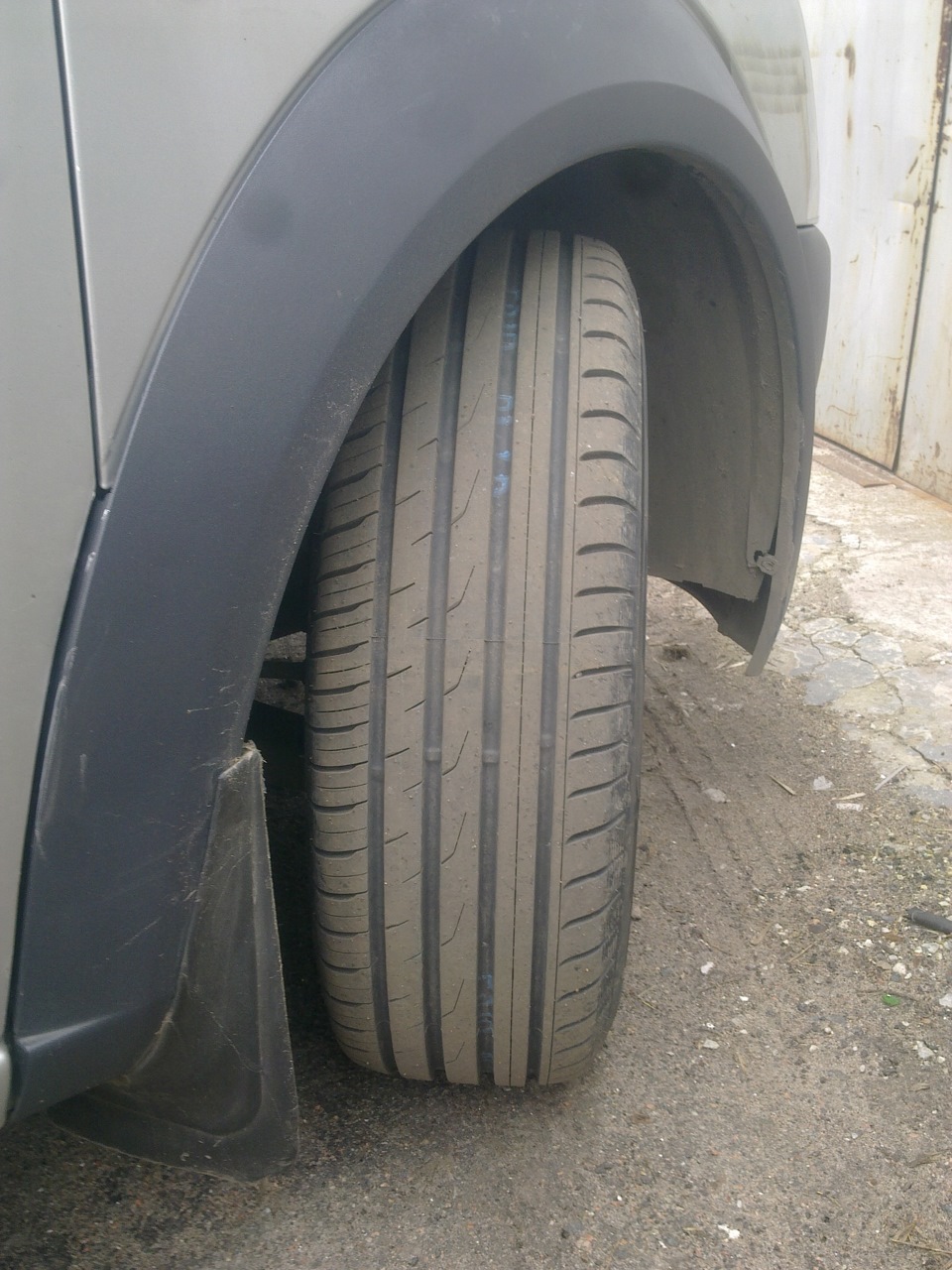 Toyo cf2 — Ford Transit Connect (1G). Запчасти на фото: Toyo Proxes CF2