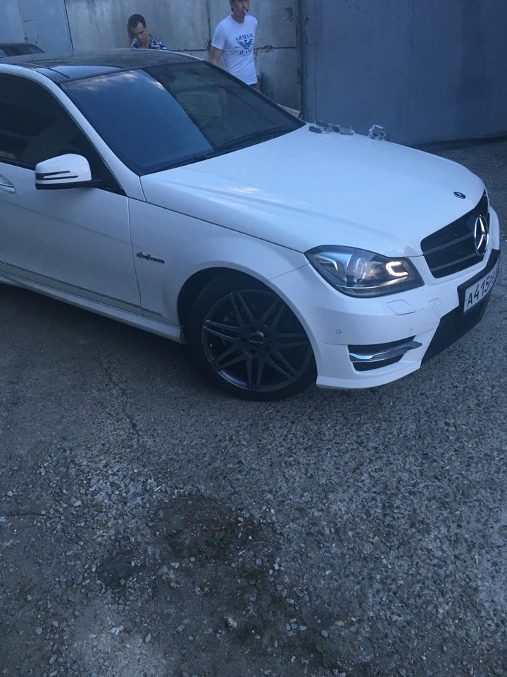 Фото в бортжурнале Mercedes-Benz C-Class (W204)