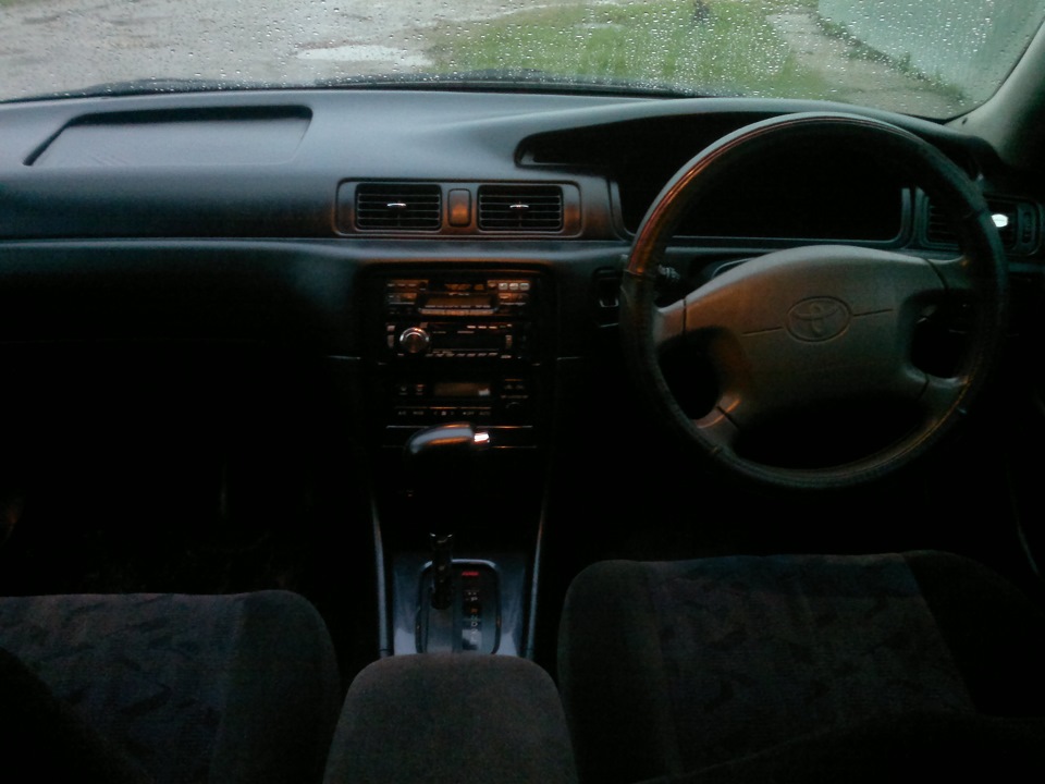 Фото в бортжурнале Toyota Mark II Qualis