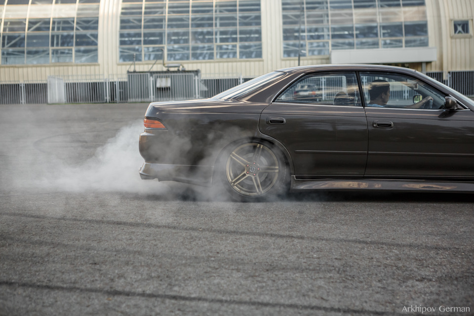 Photo from the logbook Toyota Mark II (90)