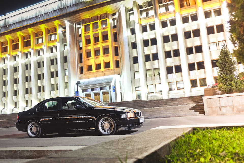 Фото в бортжурнале Alpina B10 (E39)