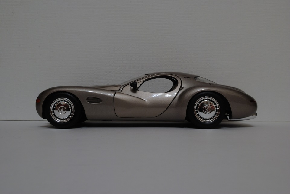 Chrysler Atlantic (1995) — Guilloy, 1:18 — DRIVE2