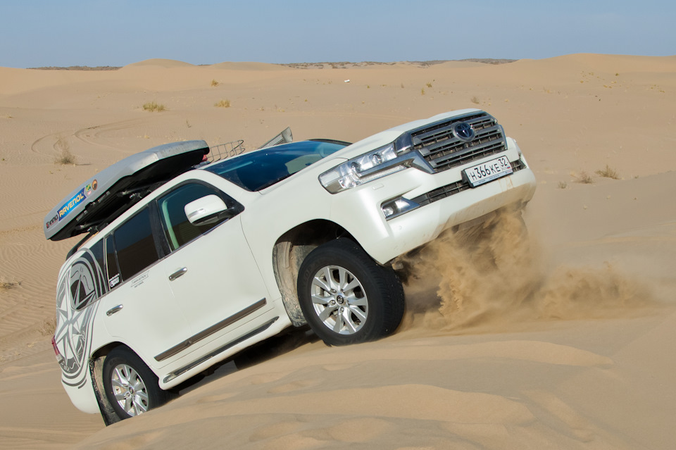 Фото в бортжурнале Toyota Land Cruiser 200