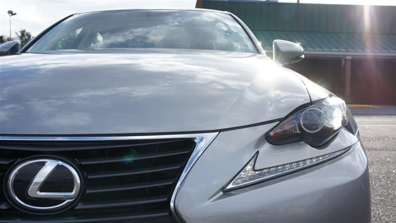 Lexus IS
