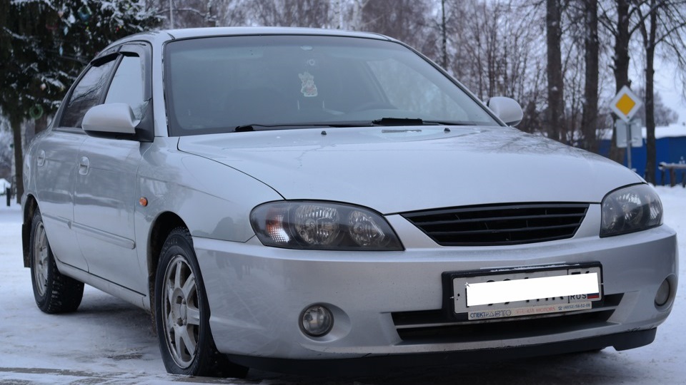 KIA Spectra серебро