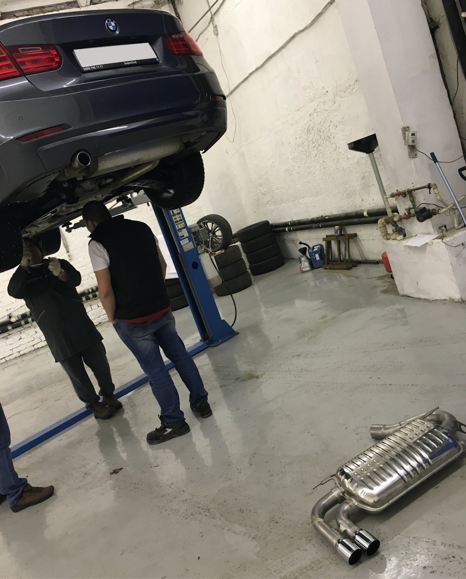 Photo from the logbook BMW 3 series (F30)