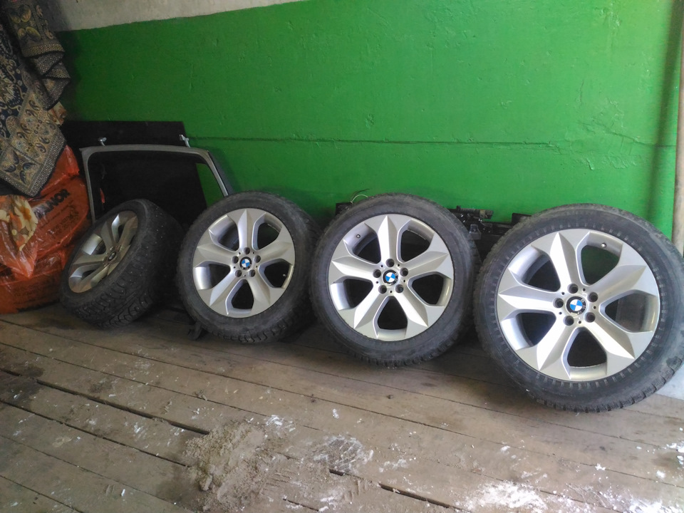 Фото в бортжурнале BMW X5 (E53)