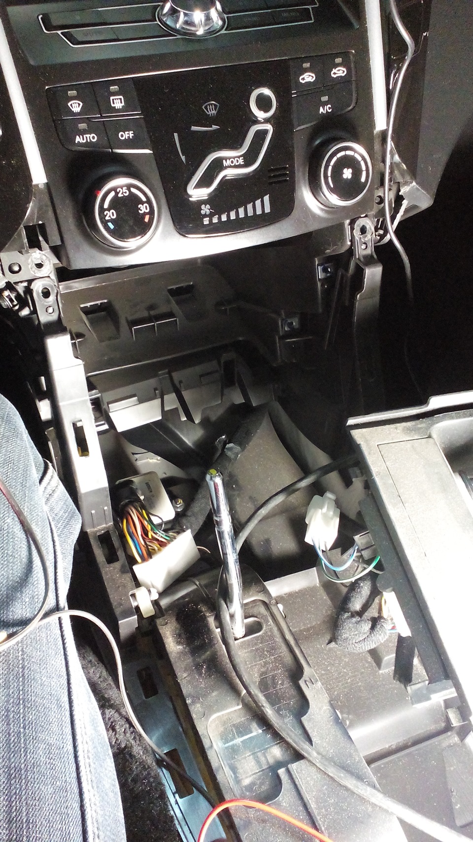 Фото в бортжурнале Hyundai Sonata VI (YF)