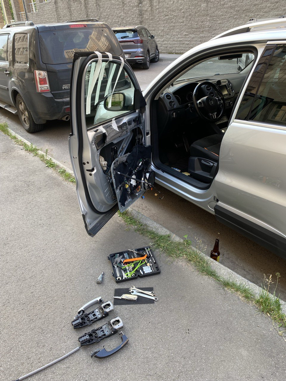Замена не очень простая. — Volkswagen Tiguan (1G)