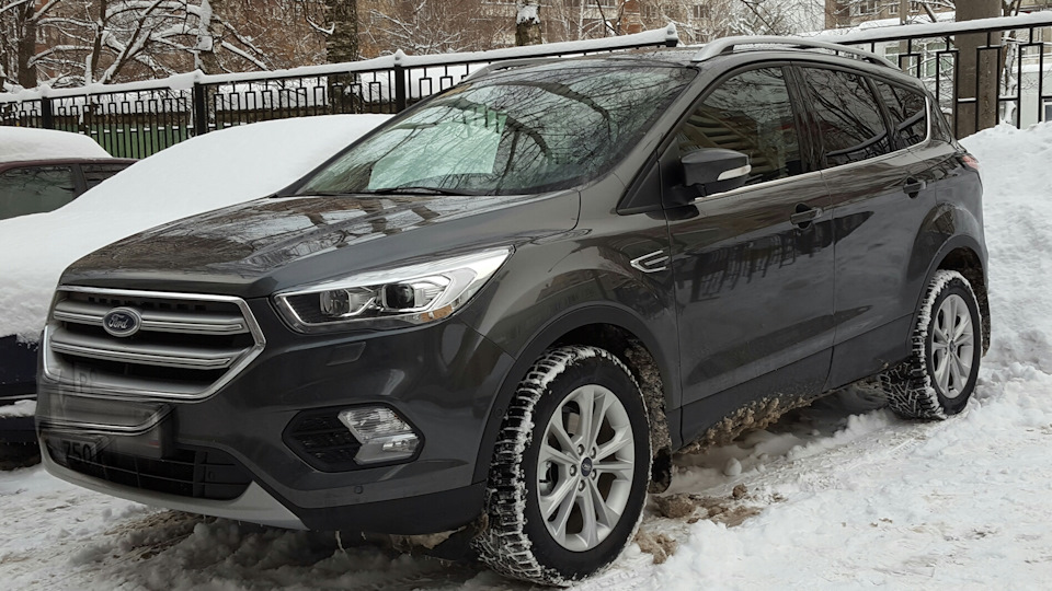 Ford Kuga Magnetic