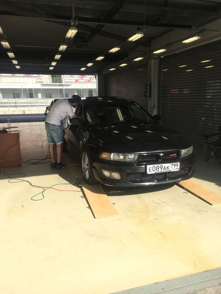 Фото в бортжурнале Mitsubishi Galant (8G)