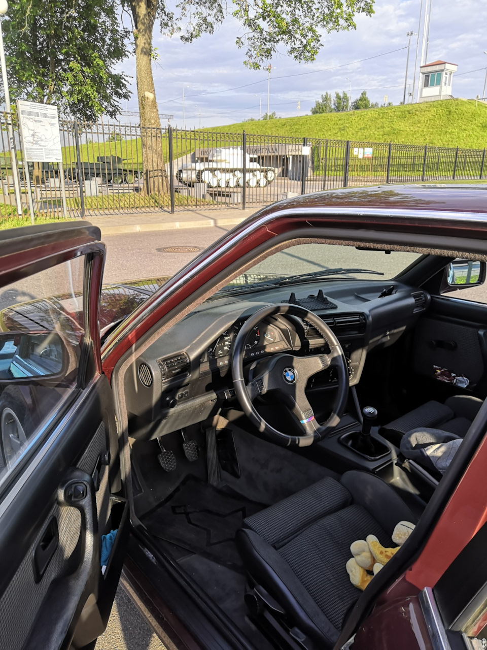 Фото в бортжурнале BMW 3 series (E30)