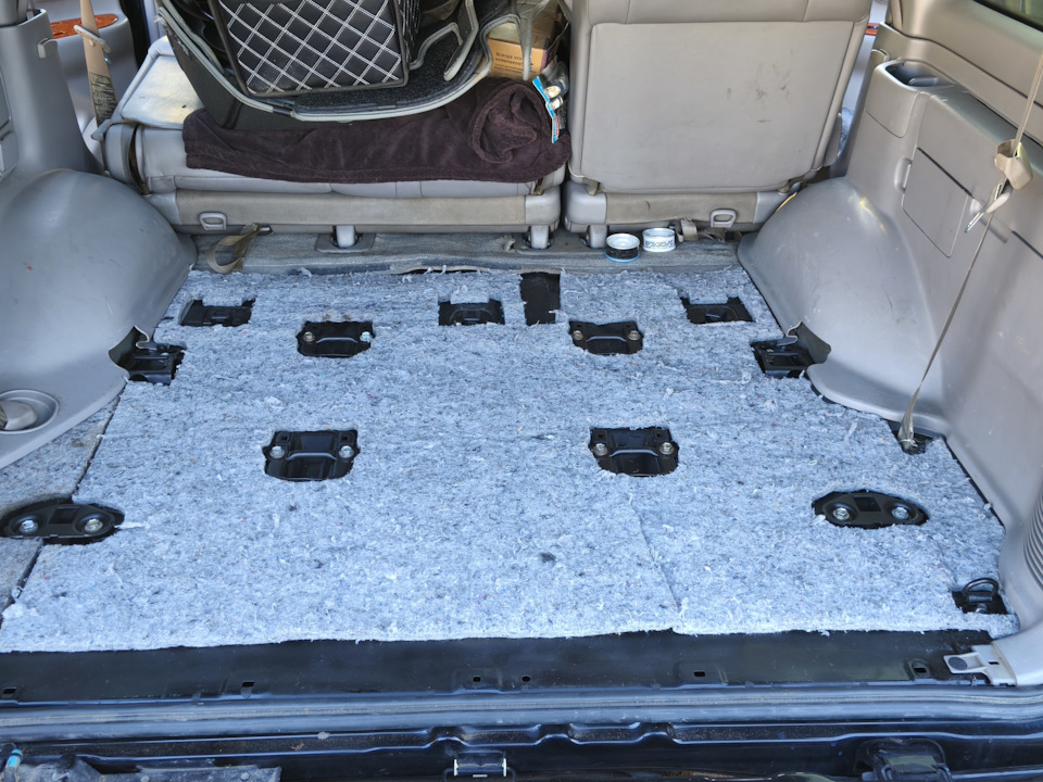Шумка — Toyota Land Cruiser 100