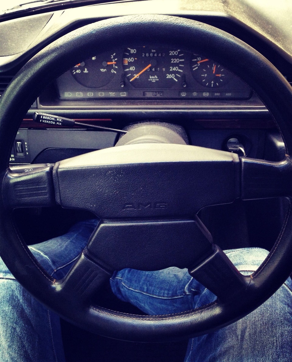 Фото в бортжурнале Mercedes-Benz E-Class Estate (S124)