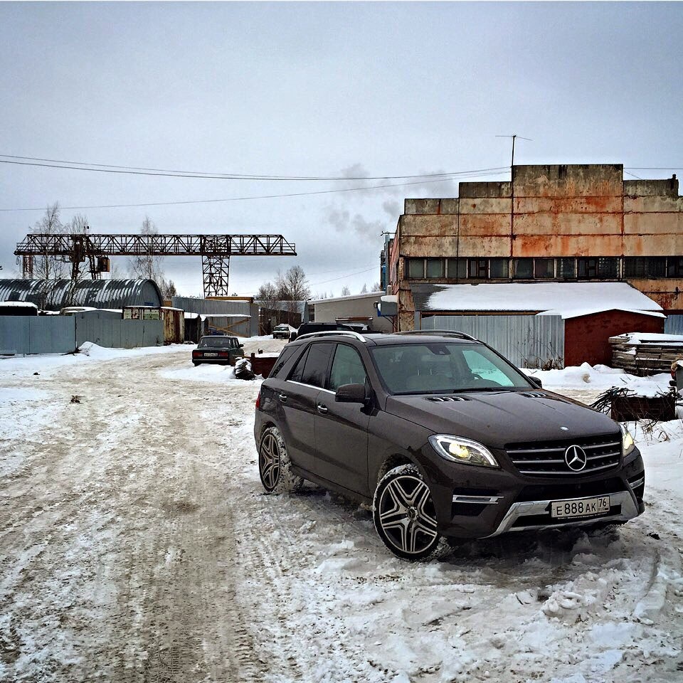 Как выглядит багажник в Mercedes ML 350? — Mercedes-Benz M-Class (W166)