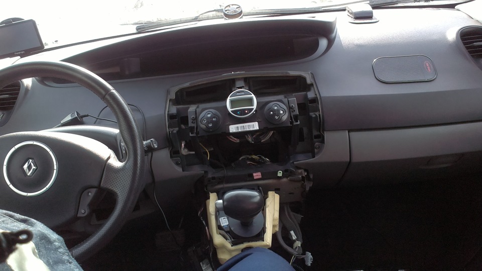 Фото в бортжурнале Renault Scenic II