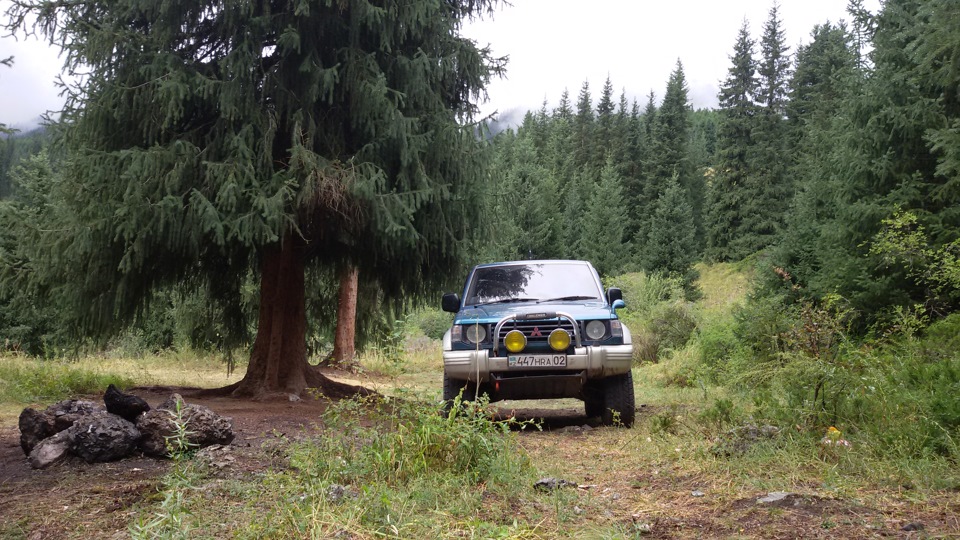 Фото в бортжурнале Mitsubishi Pajero (2G)